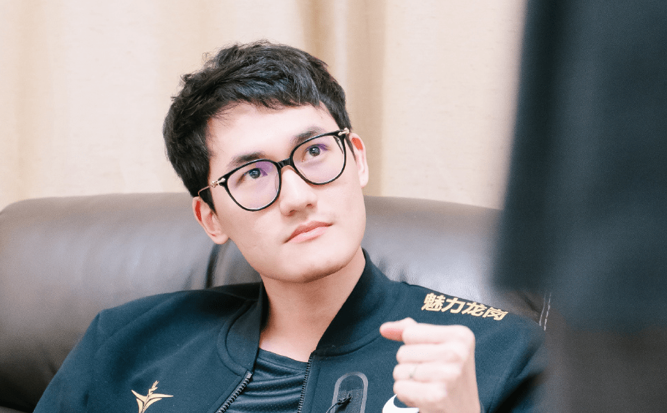 开云网页版 -包含Karsa新星出色发挥表现突出，SKT前途光明！的词条