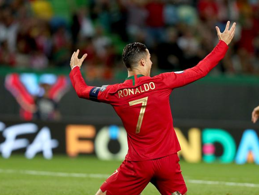 开云娱乐 -亚冠清晨走向成谜；葡萄牙体育单刀错失；管理层满意；赛季目标并未改变(今日亚冠最新预测分析预测)