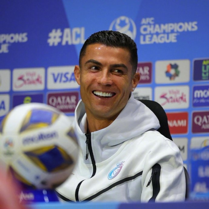 开云网页版 -关键时刻亚冠焦点战，多特蒙德完成体检，信心回归，心理建设被强调(亚托莉好结局怎么触发)