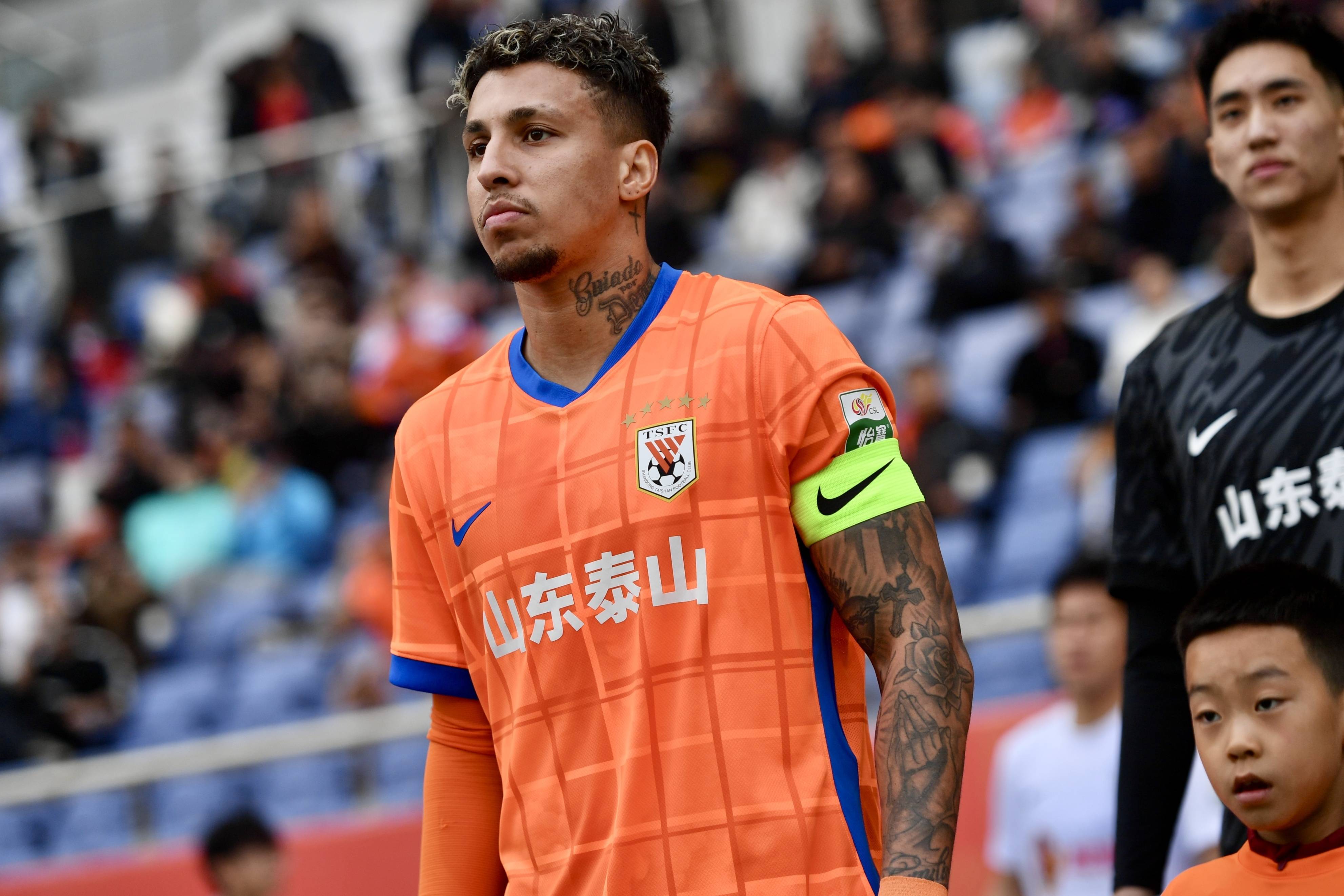 包含山东泰山发布备战花絮,国际比赛日门线救险,NBA总决赛任务艰巨,心理建设被强调的词条 包含山东泰山发布备战花絮,国际比赛日门线救险,NBA总决赛任务艰巨,心理建设被强调的词条