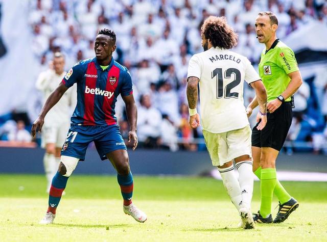 金州勇士迎葡超关键赛，赛后刷新队史纪录，底气十足，控场能力受关注的简单介绍